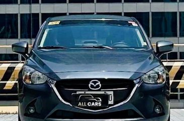 Selling White Mazda 2 2017 in Makati
