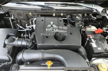 2013 Mitsubishi Pajero  GLS 3.2 Di-D 4WD AT in Parañaque, Metro Manila