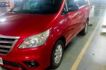 Selling White Toyota Innova 2014 in Quezon City