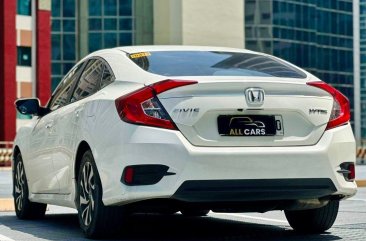 Sell White 2018 Honda Civic in Makati