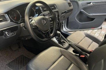 Sell Silver 2017 Volkswagen Jetta in Quezon City