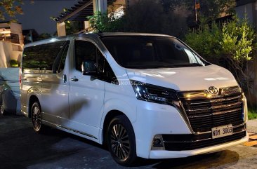 2020 Toyota Hiace Super Grandia Leather 2.8 AT in Manila, Metro Manila