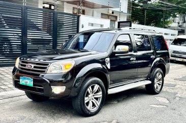 Selling White Ford Everest 2012 in Pasig