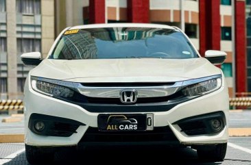 Sell White 2018 Honda Civic in Makati