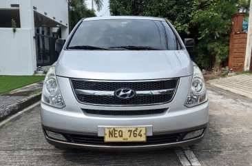 Selling White Hyundai Starex 2009 in Parañaque