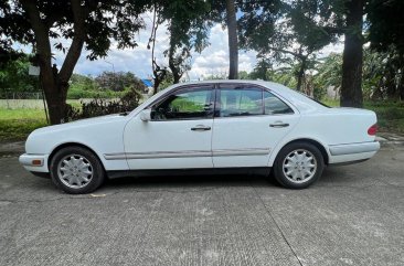 White Mercedes-Benz 300 1997 for sale in Automatic