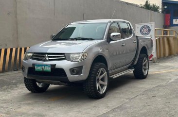 Sell White 2013 Mitsubishi Strada in Manila