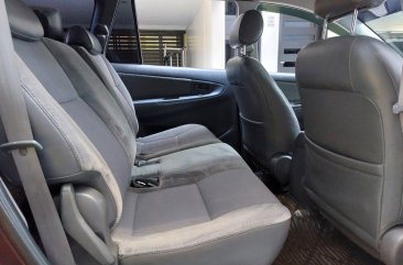 Sell White 2015 Toyota Innova in Quezon City