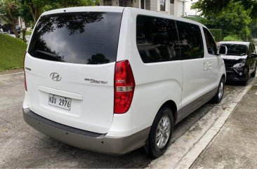 White Hyundai Starex 2015 for sale in Automatic