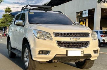 Sell White 2014 Chevrolet Trailblazer in Makati