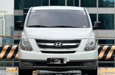 2014 Hyundai Starex in Makati, Metro Manila