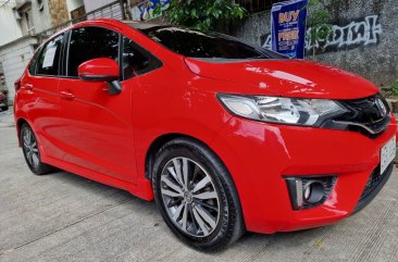 Selling White Honda Jazz 2017 in Quezon City