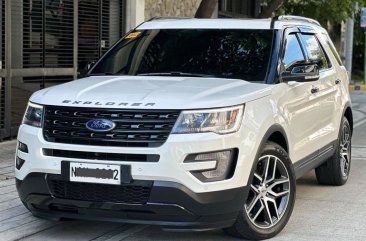 Pearl White Ford Explorer 2017 for sale in Manila