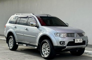Selling White Mitsubishi Montero sport 2011 in Manila