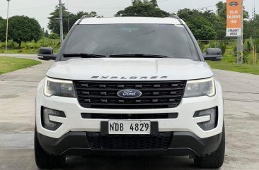 White Ford Explorer 2016 for sale in Parañaque