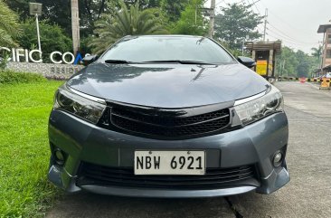 Sell White 2015 Toyota Corolla altis in Las Piñas