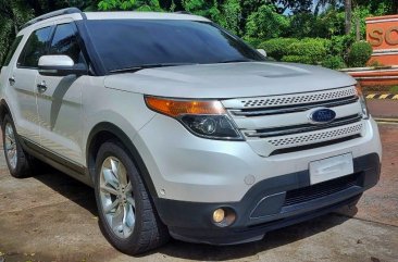 Sell White 2013 Ford Explorer in Las Piñas