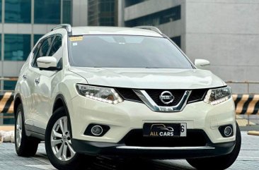 Selling White Nissan X-Trail 2015 in Makati