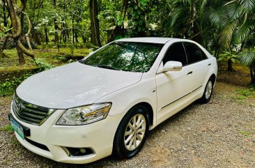 Selling White Toyota Camry 2023 in Caloocan