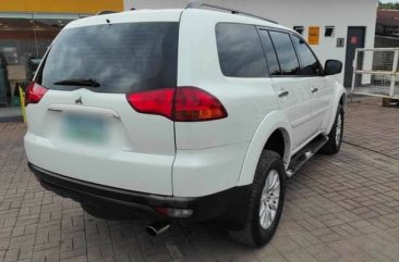 Sell White 2012 Mitsubishi Montero in Manila