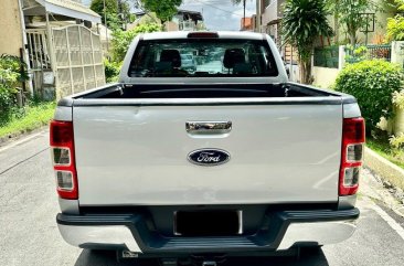 White Ford Ranger 2014 for sale in Manual