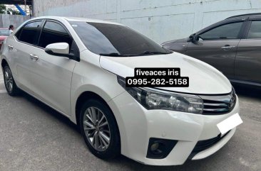 White Toyota Corolla altis 2015 for sale in Mandaue