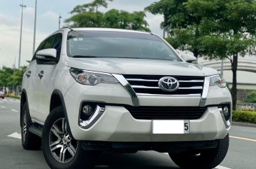 Selling White Toyota Fortuner 2016 in Makati