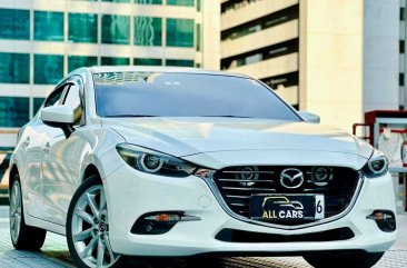 Selling White Mazda 3 2018 in Makati