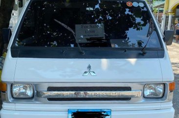 White Mitsubishi L300 2012 for sale in Cainta