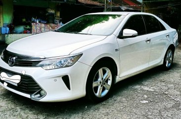 Pearl White Toyota Camry 2015 for sale in Automatic