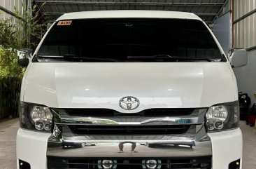 Pearl White Toyota Grandia 2017 for sale in Pasig