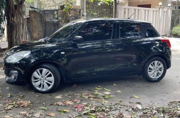 White Suzuki Swift 2019 for sale in Marikina