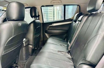 Selling White Isuzu Mu-X 2016 in Makati