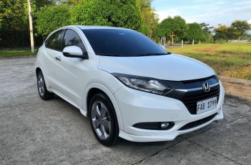 Sell White 2017 Honda Hr-V in Talisay