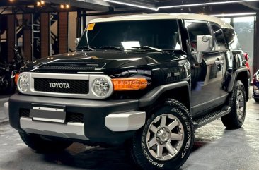 2017 Toyota FJ Cruiser  4.0L V6 in Manila, Metro Manila