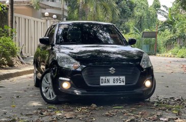 White Suzuki Swift 2019 for sale in Marikina