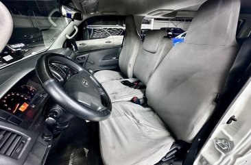 Selling White Toyota Hiace 2021 in Parañaque