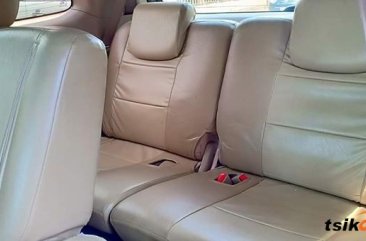 Sell Silver 2005 Toyota Innova SUV / MPV at 710000 in Manila