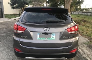 Selling Grey Hyundai Tucson 2012 SUV / MPV at 100000 in Manila