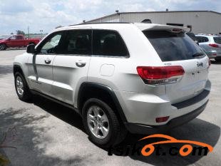 White Jeep Grand Cherokee 2014 SUV / MPV for sale in Manila