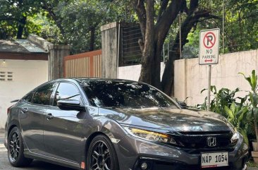 White Honda Civic 2018 for sale in Automatic