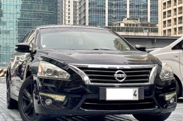 Sell White 2015 Nissan Altima in Makati