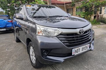 Selling Grey Toyota Avanza 2016 SUV / MPV at Automatic  at 37000 in Manila