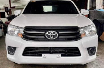 Sell White 2019 Toyota Hilux in Manila