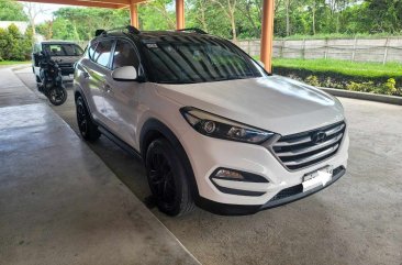 Sell White 2016 Hyundai Tucson in Caloocan