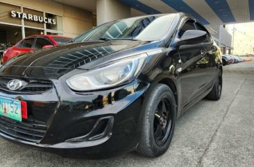 Selling Green Hyundai Accent 2012 in Parañaque