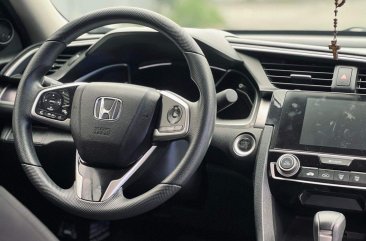 White Honda Civic 2019 for sale in Manila