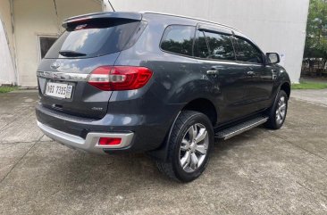 Selling White Ford Everest 2016 in Pasig