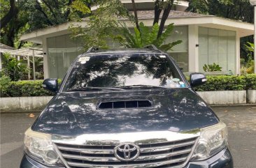 Sell White 2013 Toyota Fortuner in Pasig