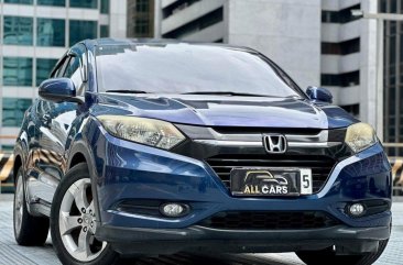 Sell White 2015 Honda Hr-V in Makati